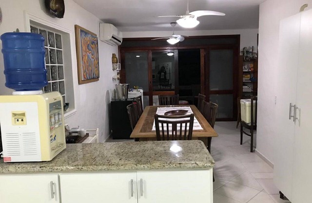 House on the beach of Guaecá