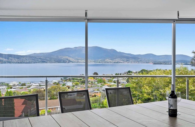 "House on the Hillside" with City Views Sleeps 12.