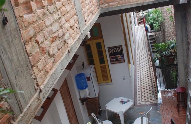 House renovated in the 1920s in Catete - RJ for hosting groups