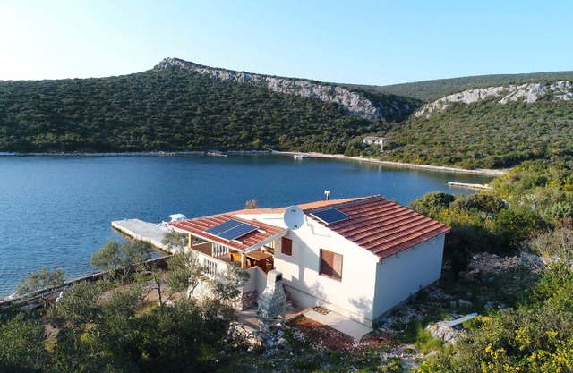 House Sea Gull (14911-K1) - Tkon - island Pasman
