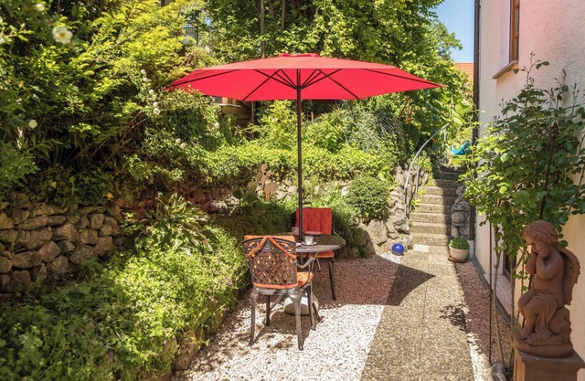 House "Sonnenschein Gartentraum" with Garden, Terrace and Wi-Fi