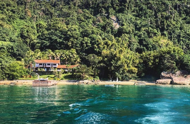 House standing on the sand with spectacular view
