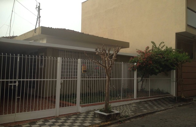 house terrea 3 bedrooms capacity 8 people, can c / single mattress 10 people