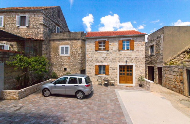 House Tia (11861-K1) - Vrboska - island Hvar