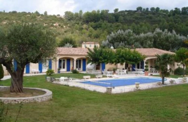 House/Villa - MEYREUIL