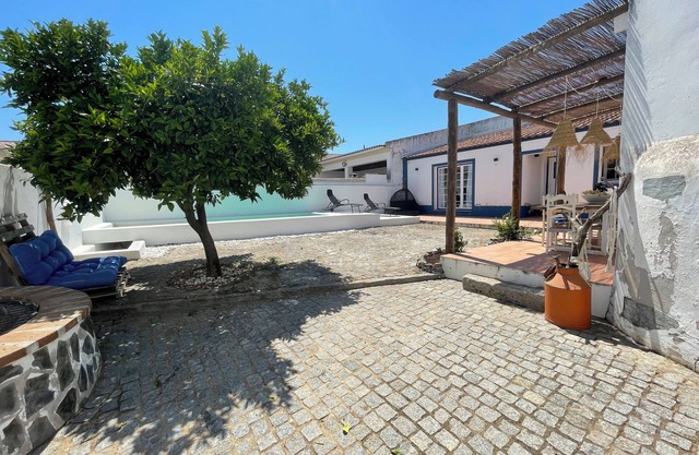 House with swimming pool near Monsaraz