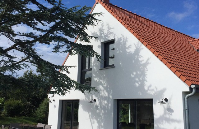 HOUSE WISSANT 190 m2 RENOVATED 2016 2 STEPS FROM THE SEA IN A QUIET