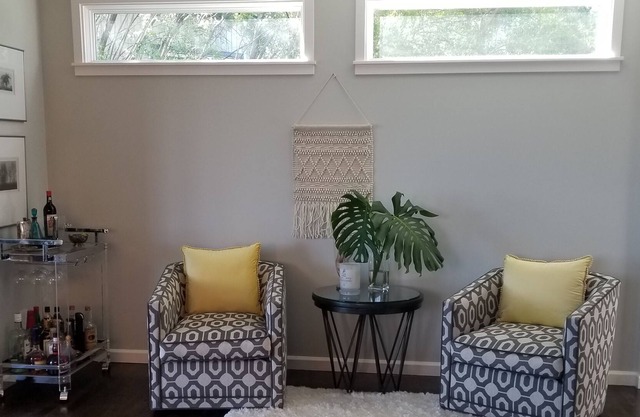 House with amazing views, trails out your door and newly remodeled kitchen