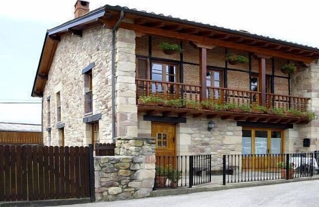 House with garden for 6/7 people (La casa de Consuelo 1)