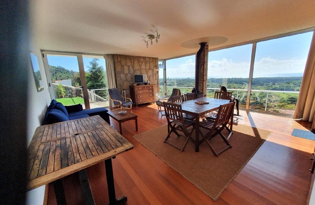 House with panoramic ocean views
