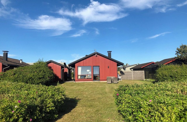 House with stunning sea views in Torekov
