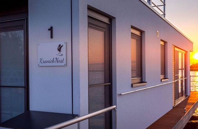 Houseboat in Ribnitz Damgarten