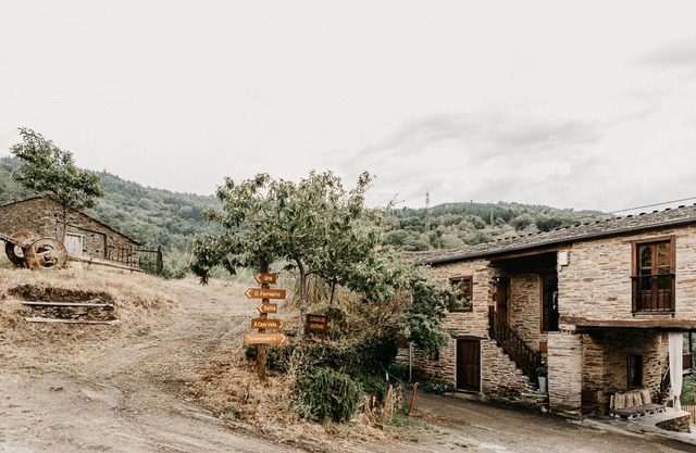 Houses of Outeiro for 4 people
