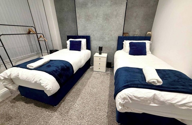Housesleeps6-garden-freeparking-wifi-cityretreat