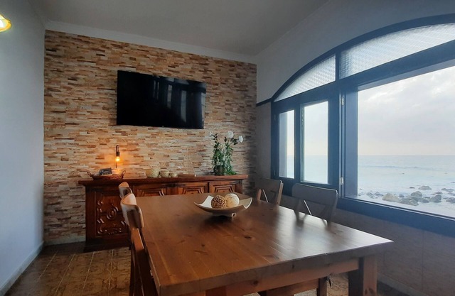 Housing on the northeast coast of Gran Canaria, with unbeatable sea views.