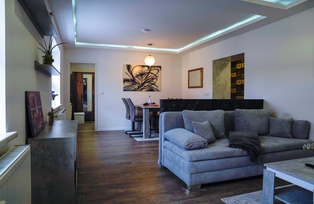 HT Apartment No2Feel Like Home