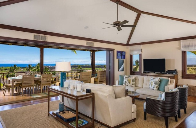 Hualalai Resort Haliipua: Luxury & Panoramic Views