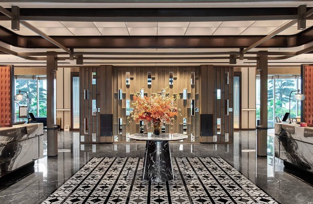 HUALUXE Chongqing Science Hall by IHG