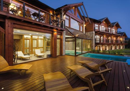 Huenú by DOT Boutique