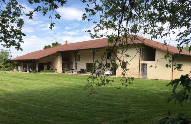 Huge comfortable property with calm just for you (1.4 ha + Pool)