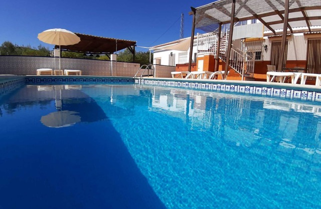 Huge Accessible Group Villa ,No Chlorine Pool, Hot Tub Games area,Cinema Room