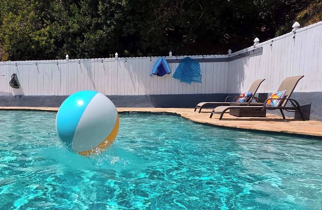 Huge House w/Pool! Sleeps 16 | BBQ | Shuffleboard