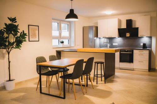 HUGOS Design Apartment am Waldrand - ruhig & modern