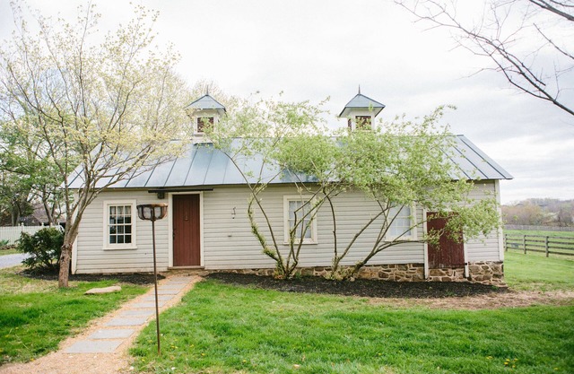Hunt Box on 1700's Horse Farm/Wedding Venue