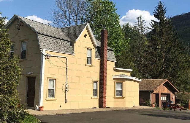 Hunter Mountain Getaway House, newly renovated