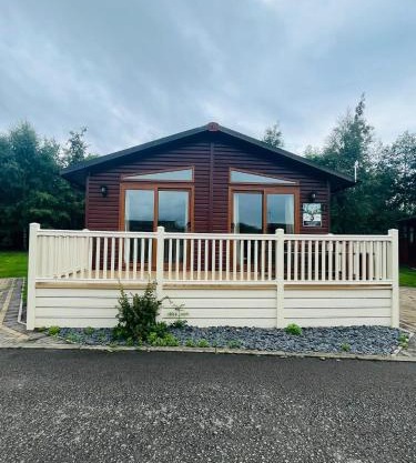 Hunters Lodge With Hot Tub