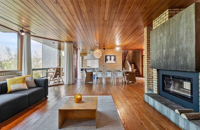 Huswell - Modernist design house with garden near the beach