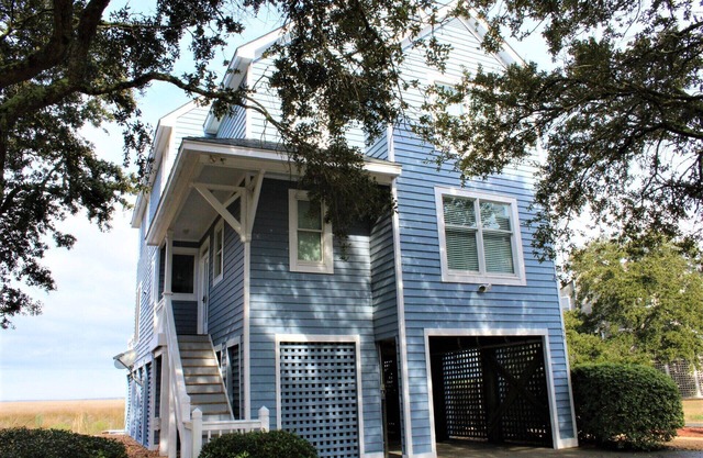 HV56 - Hammock Village 56