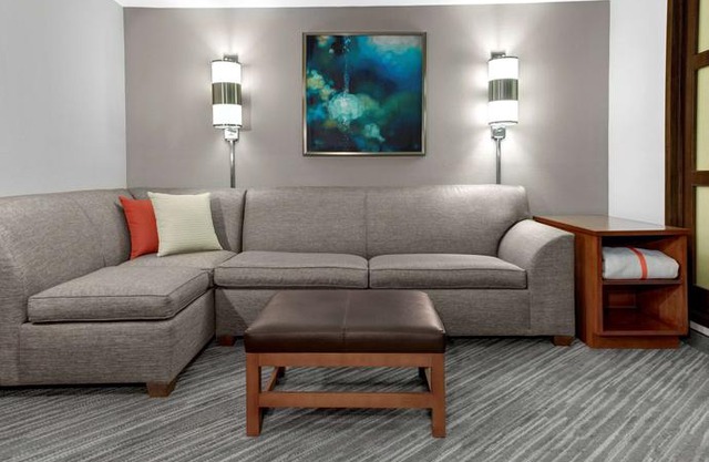 Hyatt Place Albuquerque Airport