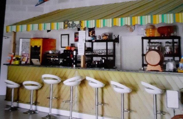 I'm renting my mobile home at a family-friendly campsite