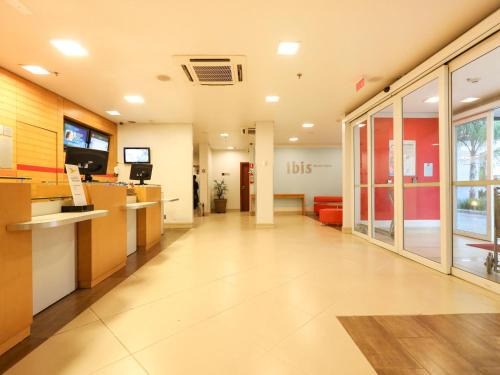 ibis Montes Claros Shopping