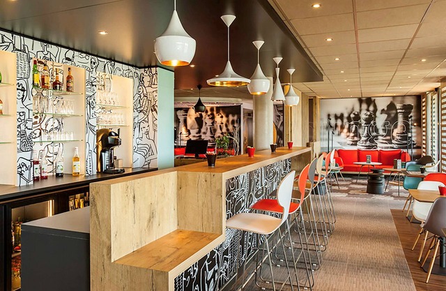 ibis Sens Hotel