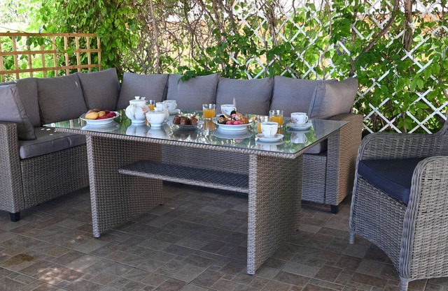 Ibiscus Cottage in Paradisi near the Beach