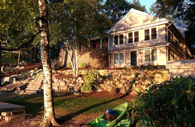 Ideal 2-family, Huge Main Room, Great Beach, Screened Porch/Patio with Fireplace