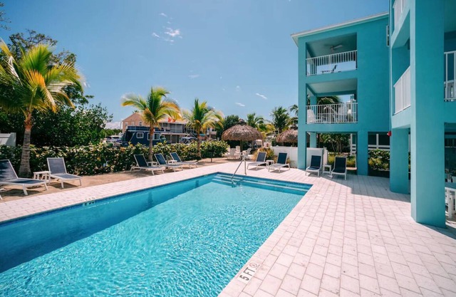 Ideal Family Haven w/Kitchen, Grill facilities near Breathtaking Ocean access