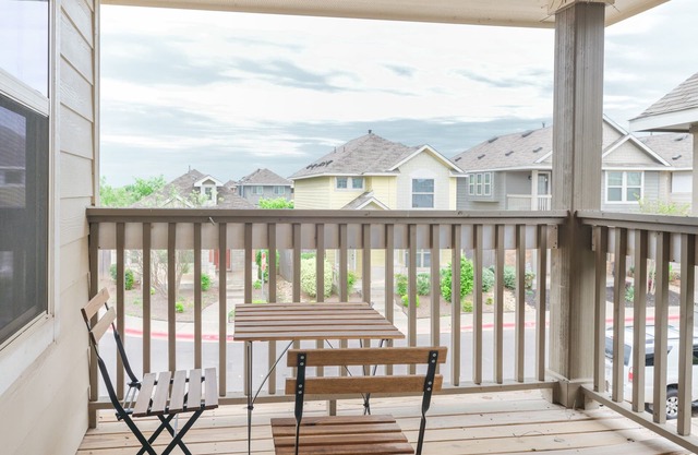 Ideal Home - Close to Airport - GFTX