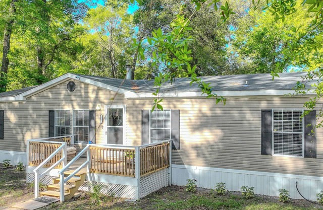 Ideal Location in Live Oak, FL