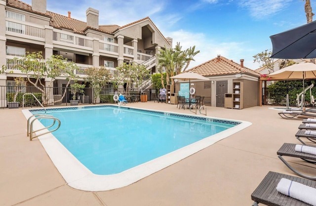 Ideal Mix of Comfort and Value! TWO Modern 2BR Suites, Pool, Free Breakfast!
