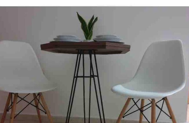 Ideally Located Homey-Cozy Place (next to IVF)