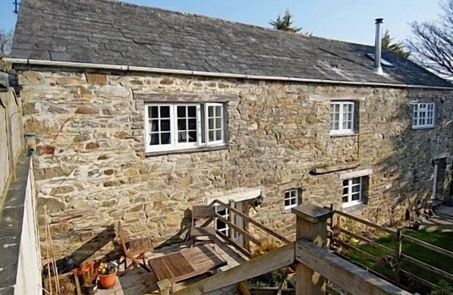 Idyllic Cornish Stone Cottage