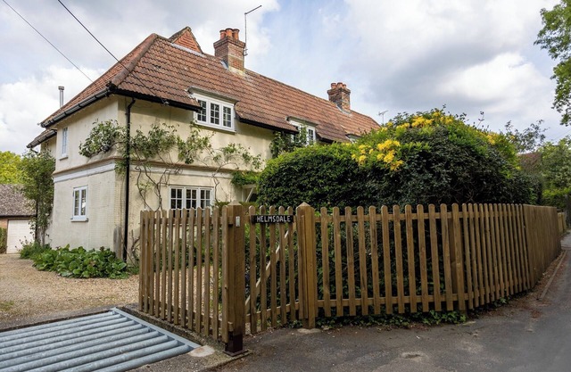 Idyllic New Forest Country Cottage