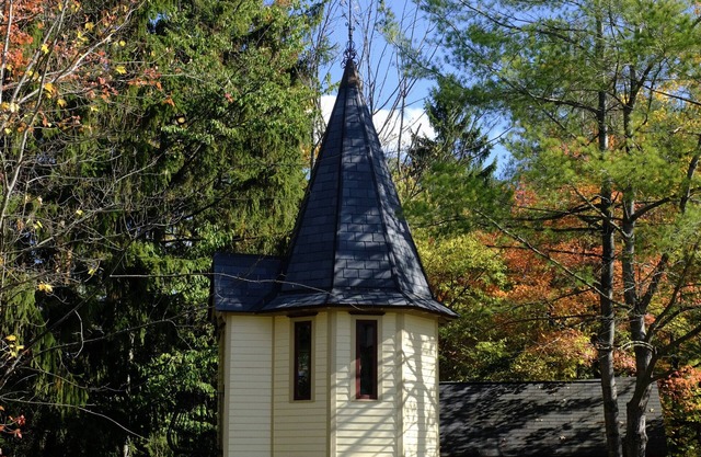 Idyllic Tower Cottage