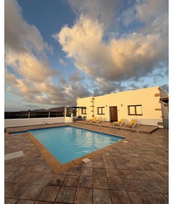 Idyllic Villa La Hoya Private Pool
