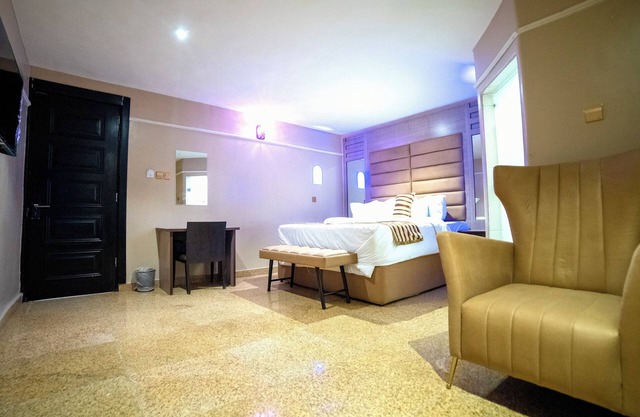 IKEJA AIRPORT VIEW APARTMENT