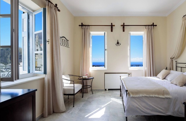 Ikio Concept Santorini