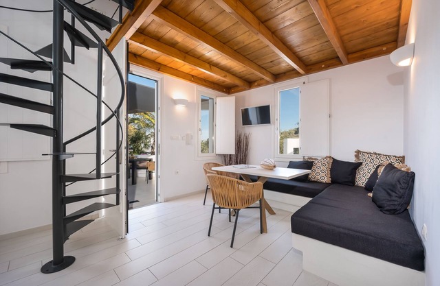 iL Fagiolo | Suite 3 | Hot Tub | Privacy